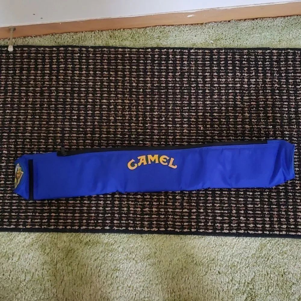NWOT Vintage Joe Camel Insulated 6 Pack Carrier